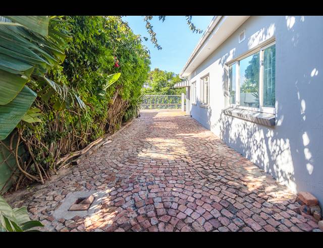 4 BEDROOM HOUSE FOR SALE IN FLAMINGO VLEI